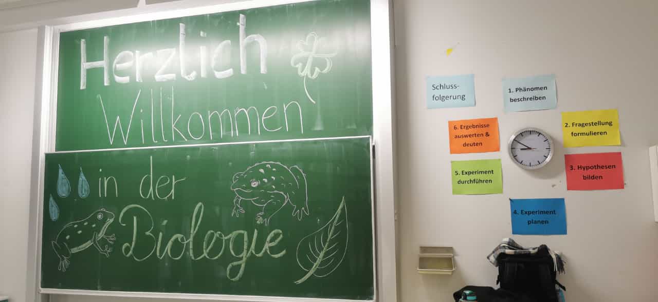 Das in der weiterführenden Schule neue Fach Biologie durfte am Tag der offenen Tür auch nicht fehlen (1).JPG