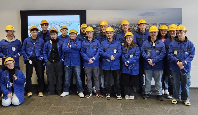 Gruppenfoto 11bG.jpg